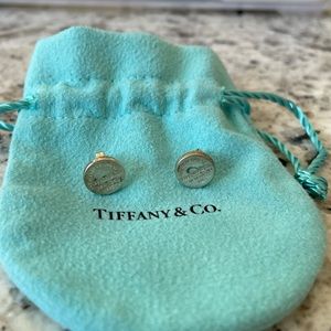 Return to Tiffany Round Earrings